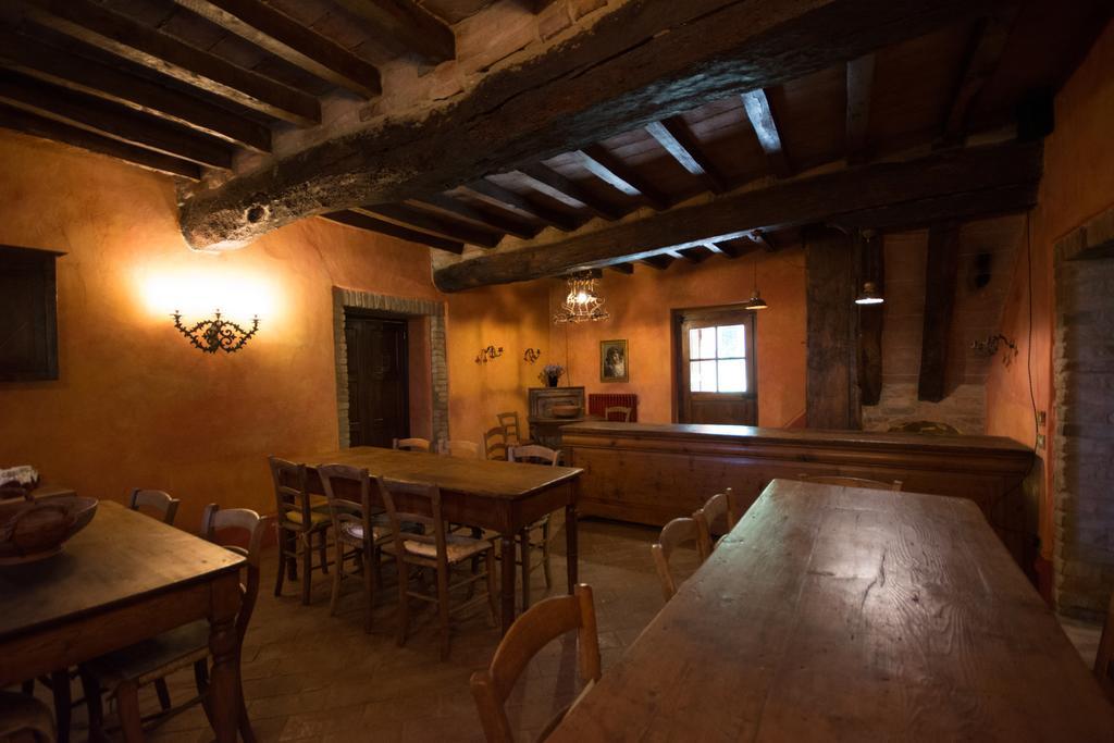 Locanda Dei Melograni Gossolengo Exterior foto